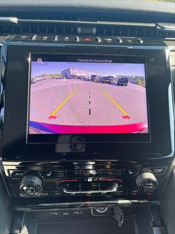 2025 Jeep Grand Cherokee GRAND CHEROKEE L LAREDO X 4X4