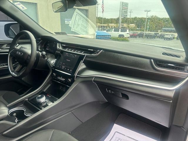 2025 Jeep Grand Cherokee L Laredo X 4x4