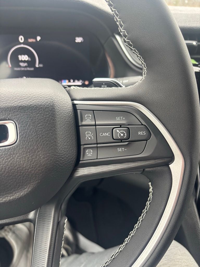 2025 Jeep Grand Cherokee GRAND CHEROKEE L ALTITUDE X 4X4