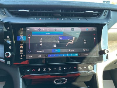 2026 Jeep Grand Cherokee GRAND CHEROKEE L LAREDO ALTITUDE 4X4