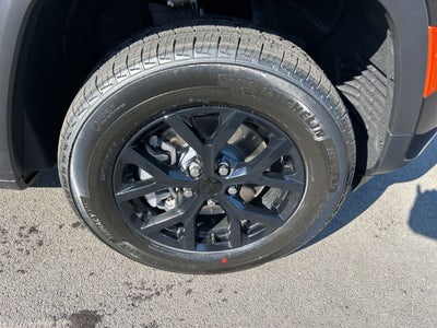 2026 Jeep Grand Cherokee GRAND CHEROKEE L LAREDO ALTITUDE 4X4