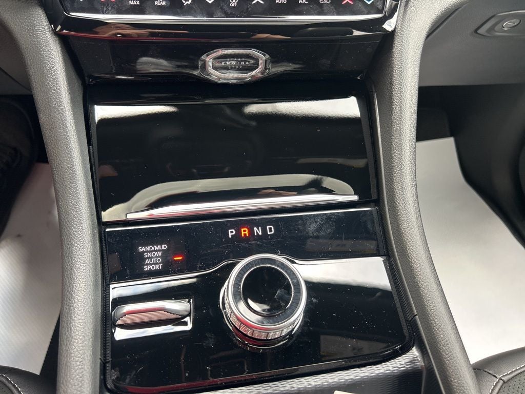 2026 Jeep Grand Cherokee GRAND CHEROKEE L LAREDO ALTITUDE 4X4