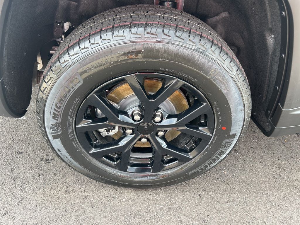 2026 Jeep Grand Cherokee GRAND CHEROKEE L LAREDO ALTITUDE 4X4