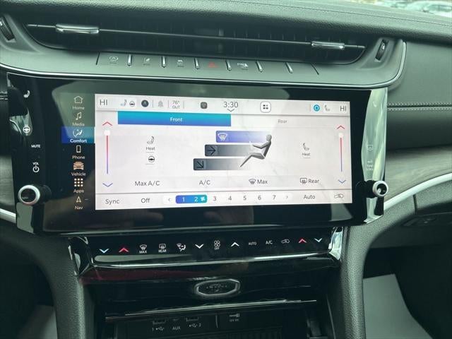 2026 Jeep Grand Cherokee GRAND CHEROKEE L LAREDO ALTITUDE 4X4