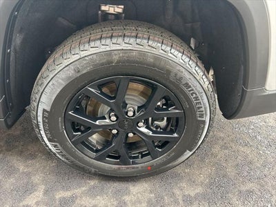 2026 Jeep Grand Cherokee GRAND CHEROKEE L LAREDO ALTITUDE 4X4