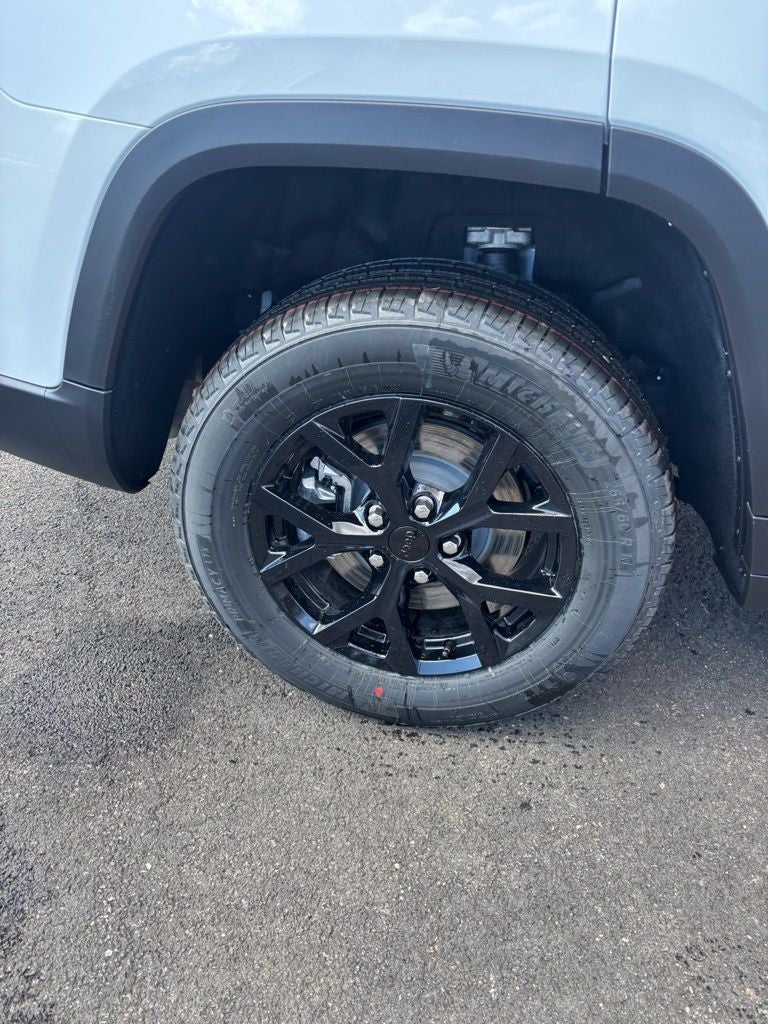 2026 Jeep Grand Cherokee GRAND CHEROKEE L LAREDO ALTITUDE 4X4