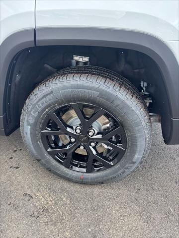 2026 Jeep Grand Cherokee GRAND CHEROKEE L LAREDO ALTITUDE 4X4