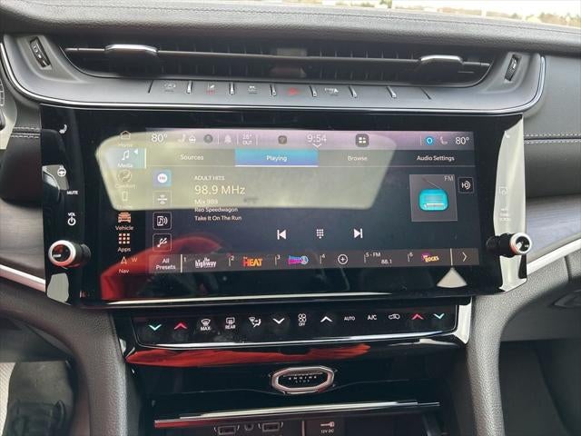 2026 Jeep Grand Cherokee GRAND CHEROKEE L LAREDO ALTITUDE 4X4