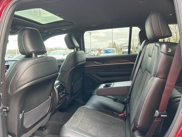 2026 Jeep Grand Cherokee GRAND CHEROKEE L LAREDO ALTITUDE 4X4