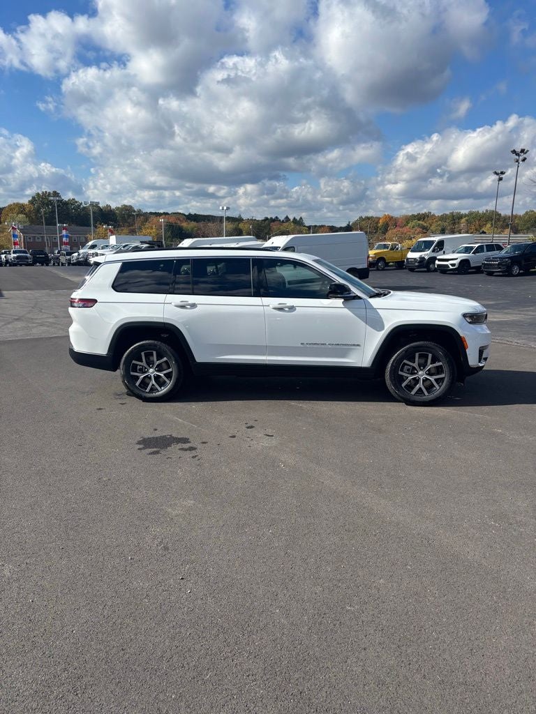 2025 Jeep Grand Cherokee GRAND CHEROKEE L LIMITED 4X4