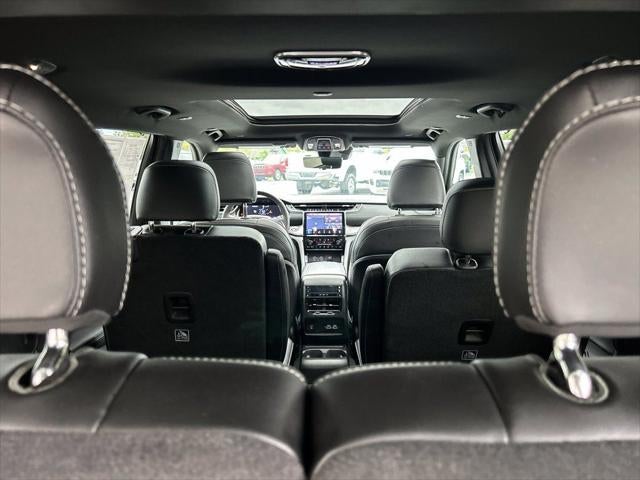 2025 Jeep Grand Cherokee L Limited 4x4