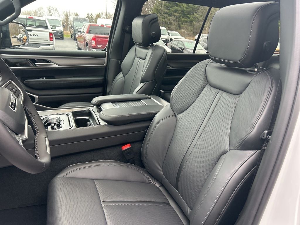 2026 Jeep Grand Wagoneer GRAND WAGONEER L LIMITED ALTITUDE 4X4