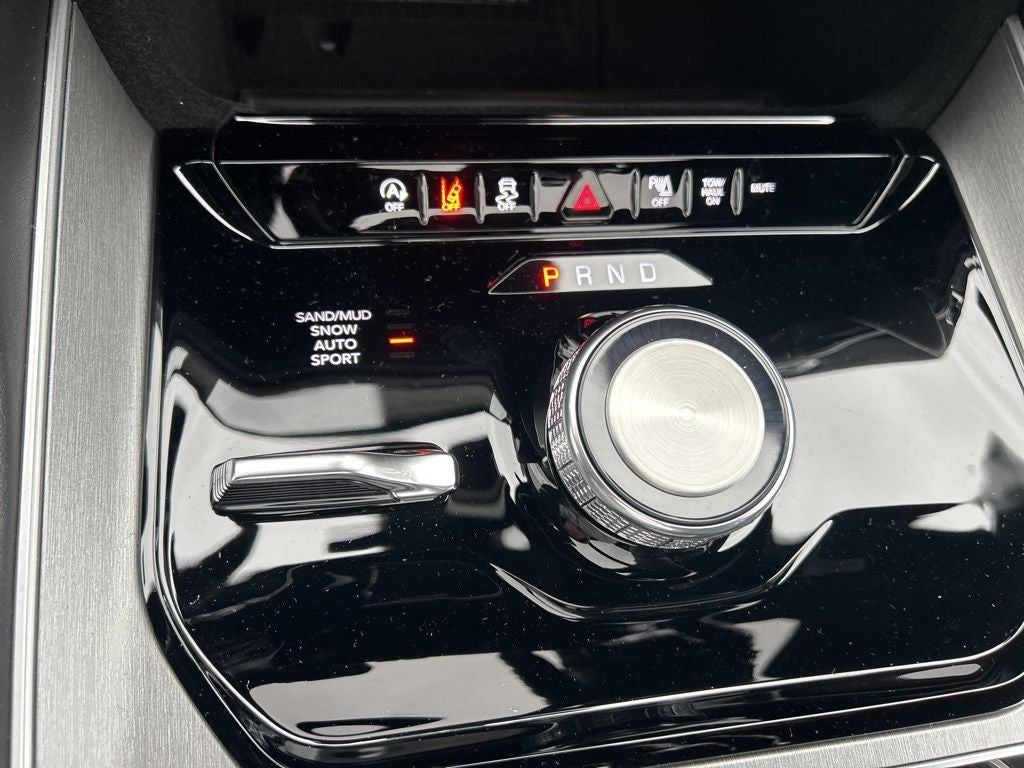 2026 Jeep Grand Wagoneer GRAND WAGONEER L LIMITED ALTITUDE 4X4