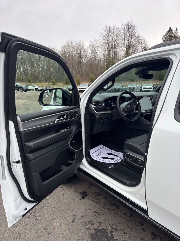 2026 Jeep Grand Wagoneer GRAND WAGONEER LIMITED ALTITUDE 4X4