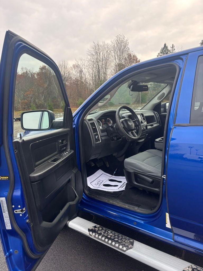 2019 RAM 1500 Classic Express Quad Cab 4x4 6'4' Box