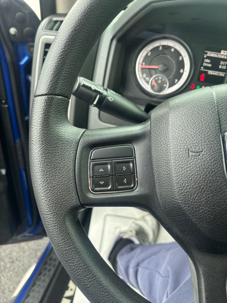 2019 RAM 1500 Classic Express Quad Cab 4x4 6'4' Box