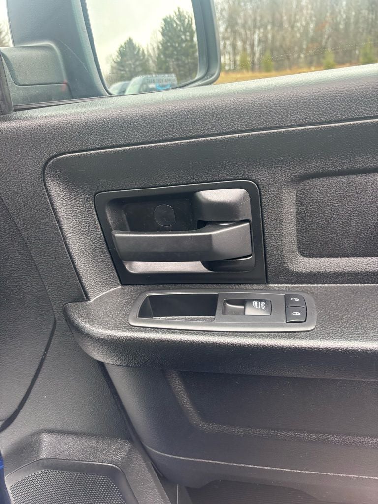 2019 RAM 1500 Classic Express Quad Cab 4x4 6'4' Box