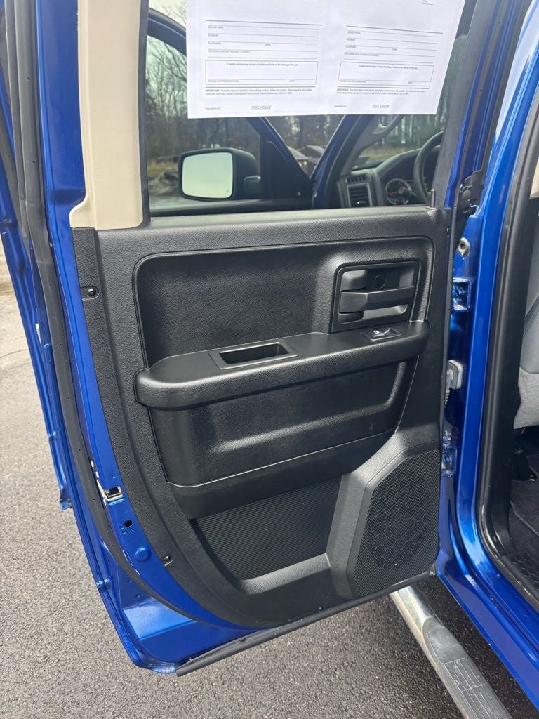 2019 RAM 1500 Classic Express Quad Cab 4x4 6'4' Box