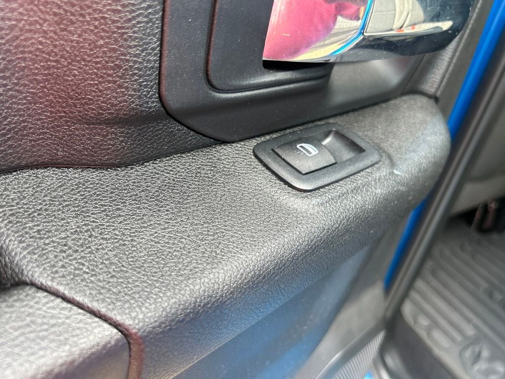 2022 RAM 1500 Classic Warlock Quad Cab 4x4 6'4' Box