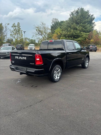 2025 RAM Ram 1500 RAM 1500 BIG HORN CREW CAB 4X4 5'7' BOX