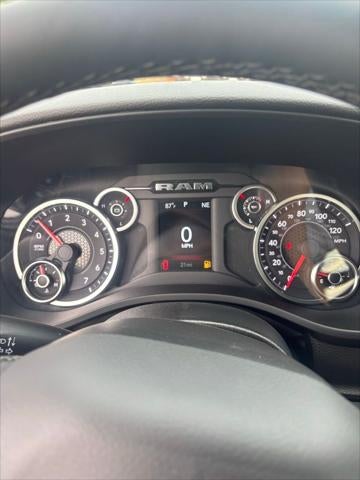 2025 RAM Ram 1500 RAM 1500 BIG HORN CREW CAB 4X4 5'7' BOX