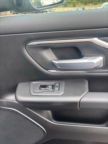 2025 RAM Ram 1500 RAM 1500 BIG HORN CREW CAB 4X4 5'7' BOX