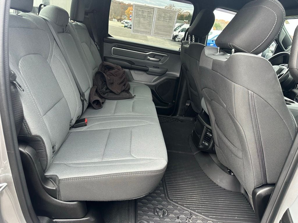 2022 RAM 1500 Big Horn Crew Cab 4x4 5'7' Box