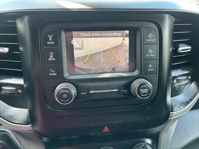 2024 RAM 1500 Tradesman Crew Cab 4x4 5'7' Box