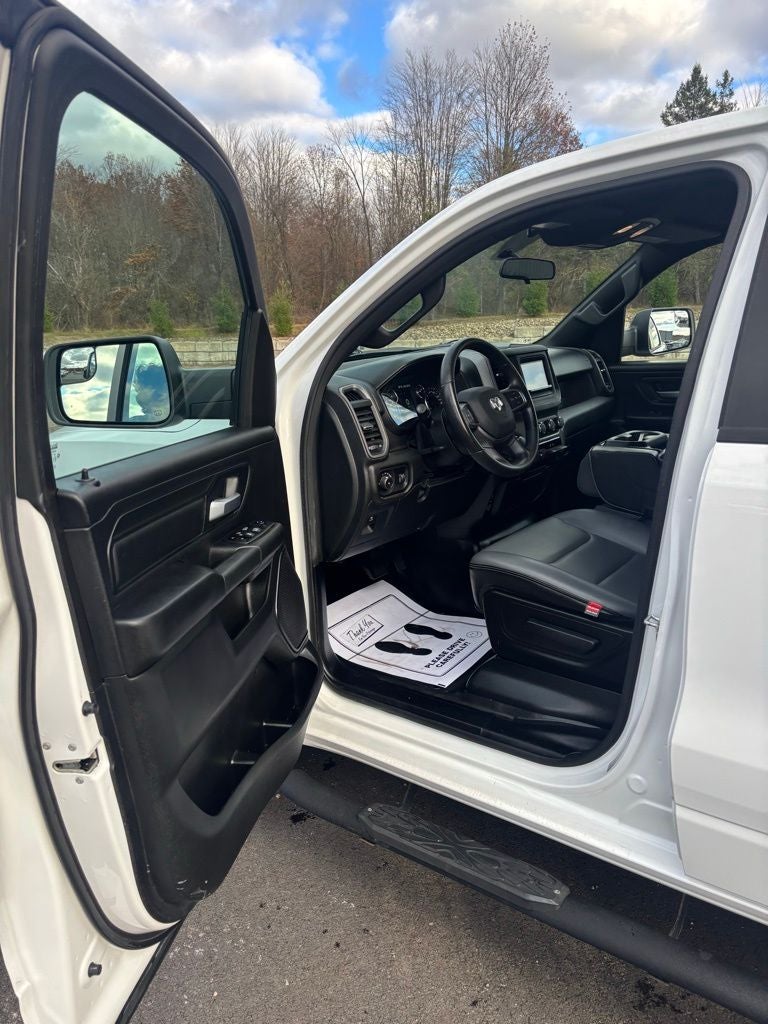 2024 RAM 1500 Tradesman Crew Cab 4x4 5'7' Box