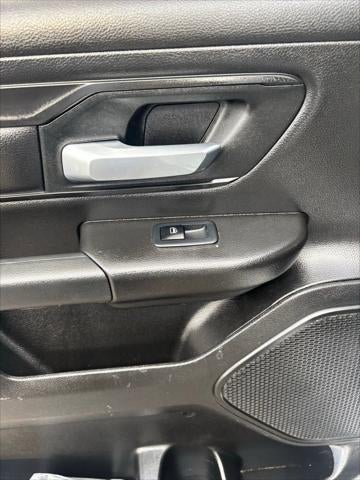 2024 RAM 1500 Tradesman Crew Cab 4x4 5'7' Box