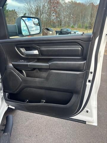 2024 RAM 1500 Tradesman Crew Cab 4x4 5'7' Box