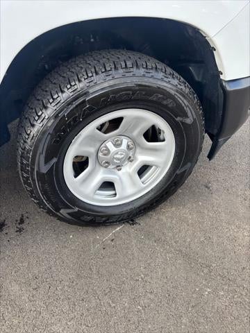 2024 RAM 1500 Tradesman Crew Cab 4x4 5'7' Box