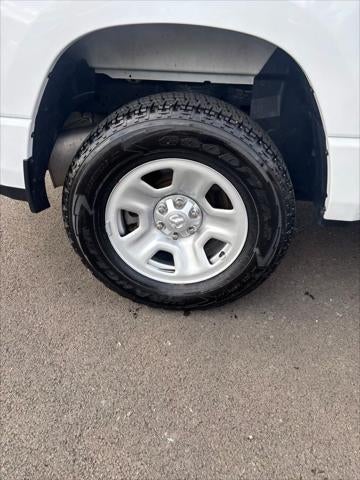 2024 RAM 1500 Tradesman Crew Cab 4x4 5'7' Box