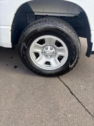 2024 RAM 1500 Tradesman Crew Cab 4x4 5'7' Box