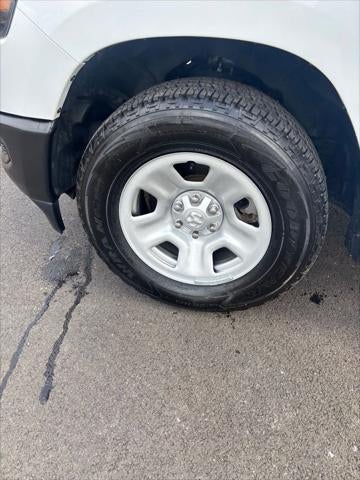 2024 RAM 1500 Tradesman Crew Cab 4x4 5'7' Box