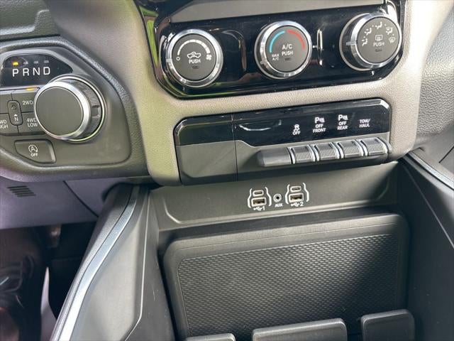 2026 RAM Ram 1500 RAM 1500 EXPRESS CREW CAB 4X4 5'7' BOX