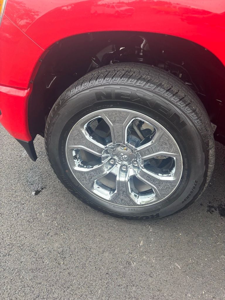 2022 RAM 1500 Big Horn Crew Cab 4x4 6'4' Box