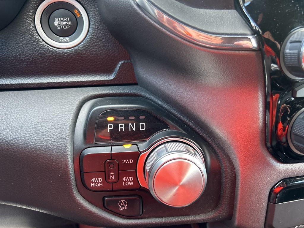 2024 RAM 1500 Laramie Crew Cab 4x4 5'7' Box