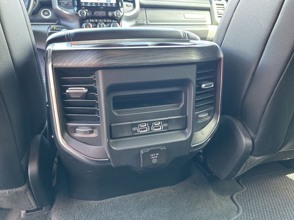 2024 RAM 1500 Laramie Crew Cab 4x4 5'7' Box