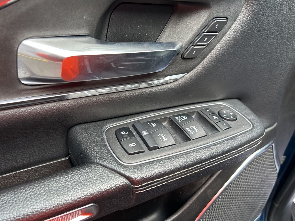 2024 RAM 1500 Laramie Crew Cab 4x4 5'7' Box