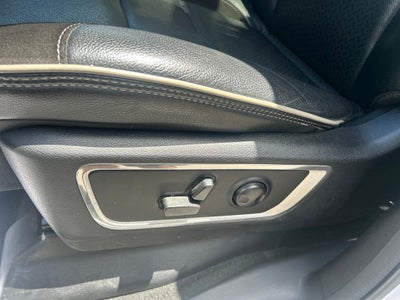 2022 RAM 1500 Laramie Crew Cab 4x4 5'7' Box