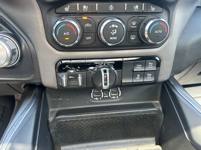 2022 RAM 1500 Laramie Crew Cab 4x4 5'7' Box