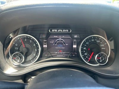 2022 RAM 1500 Laramie Crew Cab 4x4 5'7' Box