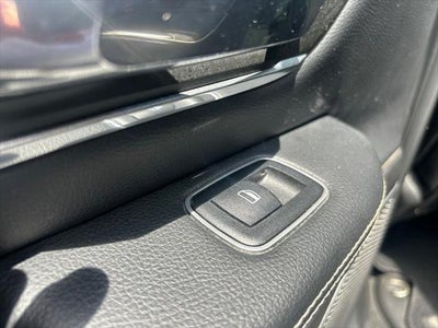 2022 RAM 1500 Laramie Crew Cab 4x4 5'7' Box