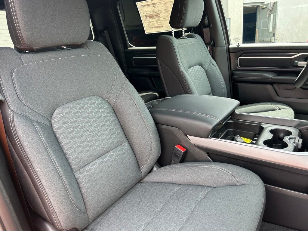 2026 RAM Ram 1500 RAM 1500 BIG HORN CREW CAB 4X4 6'4' BOX