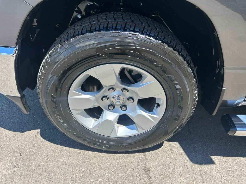 2023 RAM 1500 Big Horn Crew Cab 4x4 6'4' Box