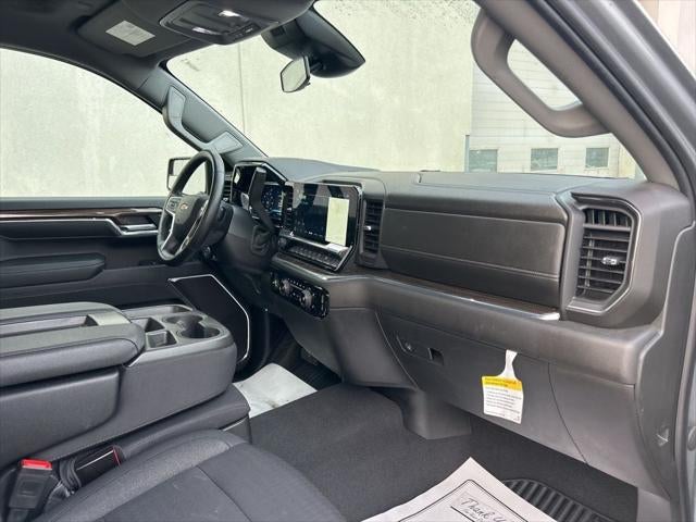 2024 Chevrolet Silverado 1500 4WD Crew Cab Short Bed LT with 2FL