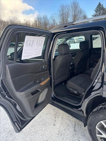 2023 GMC Acadia AWD SLE