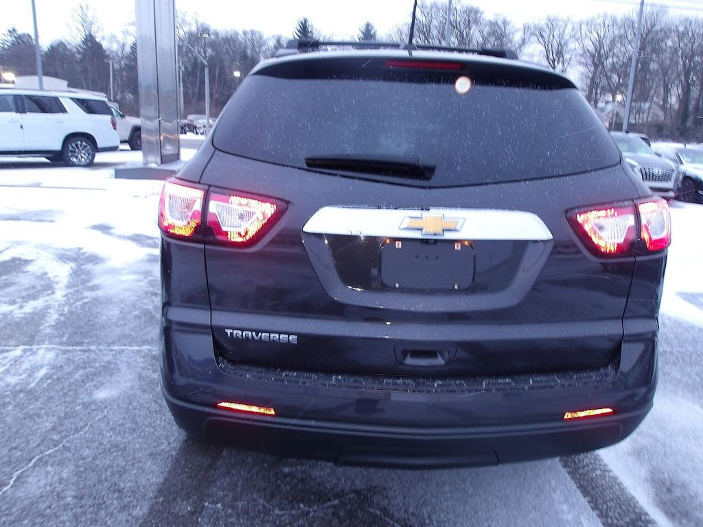 2017 Chevrolet Traverse LS