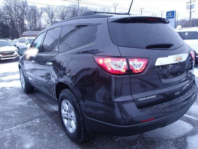 2017 Chevrolet Traverse LS